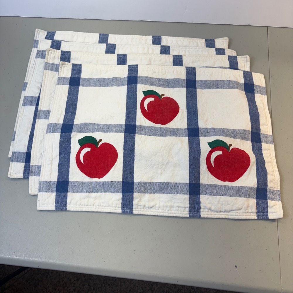 VTG 4 Quilted Placemats Apple Heart Checkered Cottagecore Grannycore Cabincore